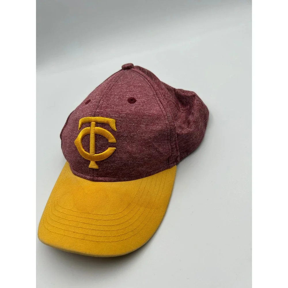 Minnesota Twins Melonwear Snapback Hat Maroon‎ Yellow TC Logo Baseball Cap